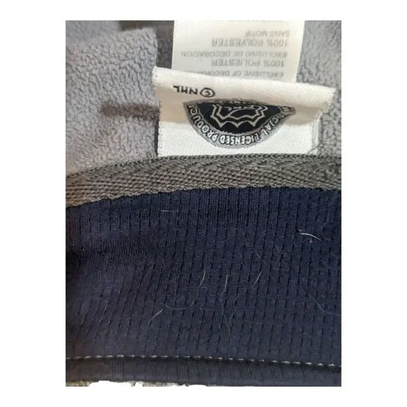 Toronto Maple‎ Leafs Extra Large Pull Over Sweater - Picture 13 of 15